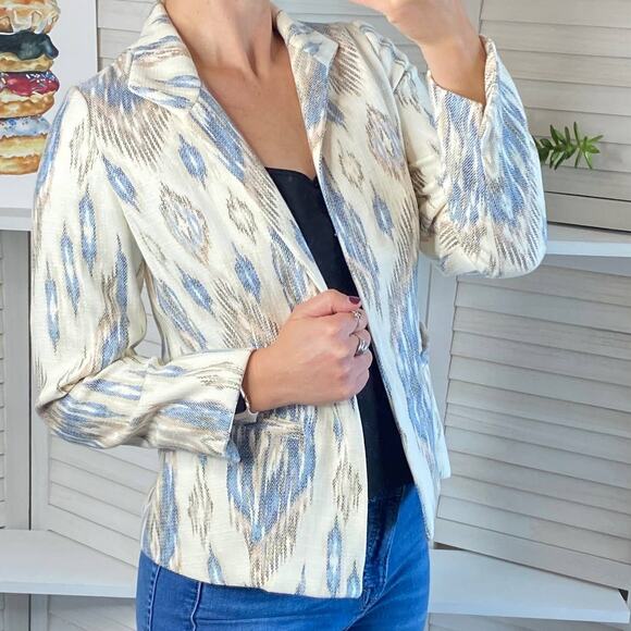 Chico’s white and blue aztec Blazer Jacket size small - Picture 1 of 8